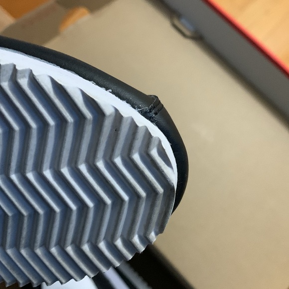 Nike Cortez - Picture 4 of 8